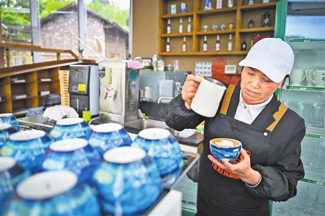 算法赋能 业态焕新3.jpg