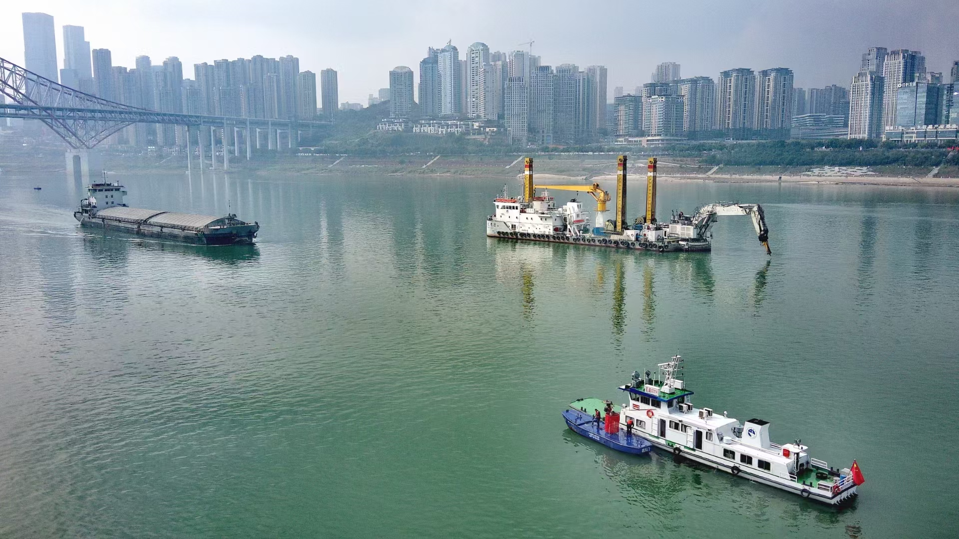 长江上游朝涪段整治工程投运 5000吨级货轮可常年直达重庆1.jpg