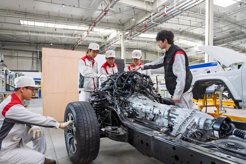 课堂进车间 毕业即上岗——打探重庆职教“订单班”1.jpg